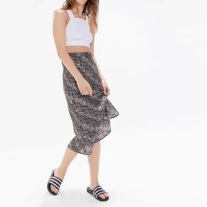 URBAN OUTFITTERS Black Grey Animal Snakeprint Satin Slip Midi Elastic Skirt Sz L